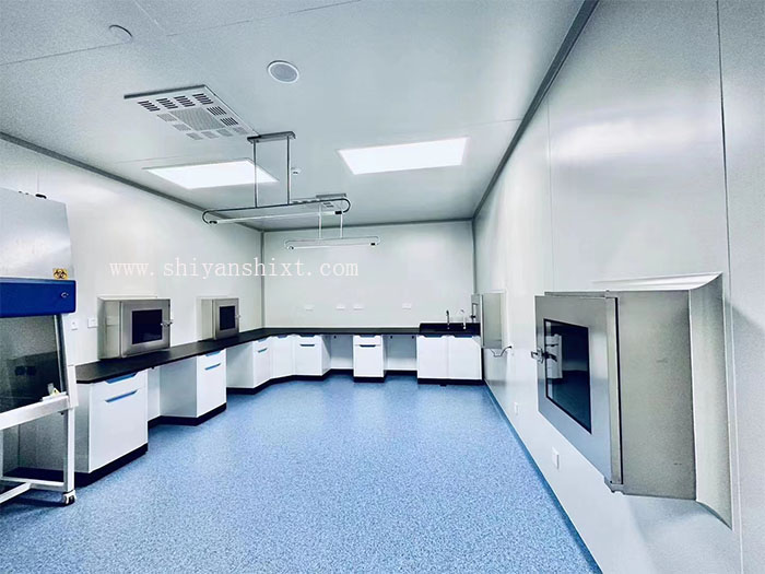 實(shí)驗(yàn)室FFU和高效送風(fēng)口安裝實(shí)拍圖 實(shí)驗(yàn)室FFU和高效送風(fēng)口安裝實(shí)拍圖